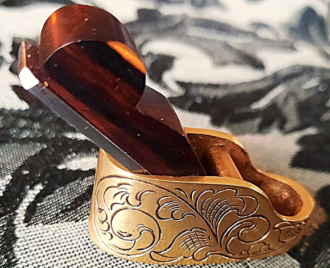 Engraved.German.Luthier.Plane.B