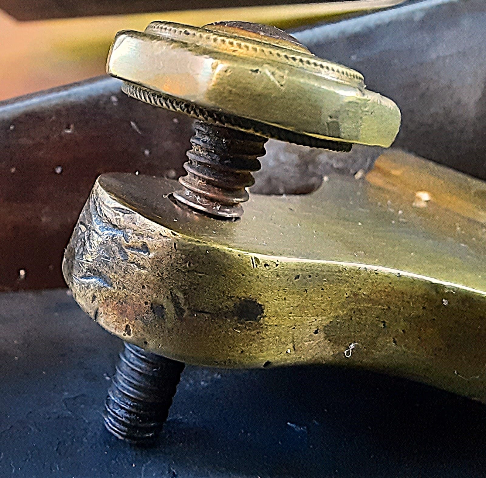 Cox.Mitre.Adj.Throat.3