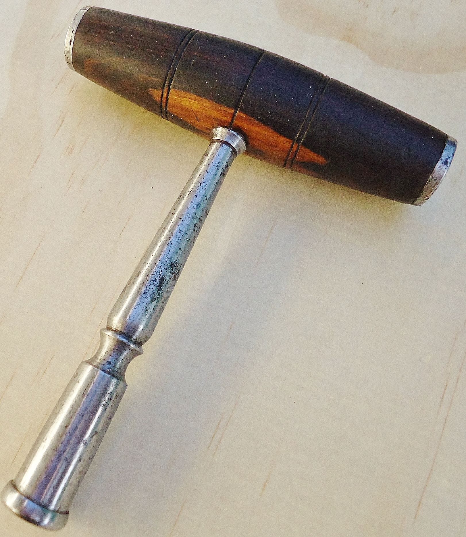 Early.English.T.Hammer