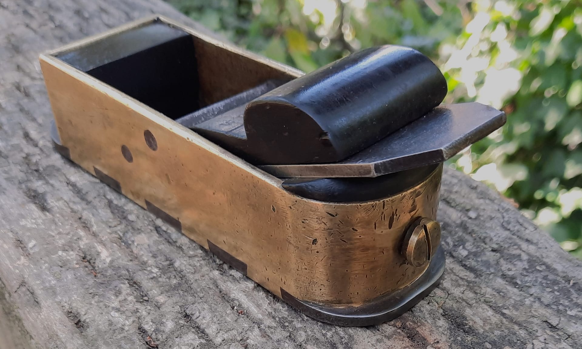 6.inch.gunmetal.mitre.2