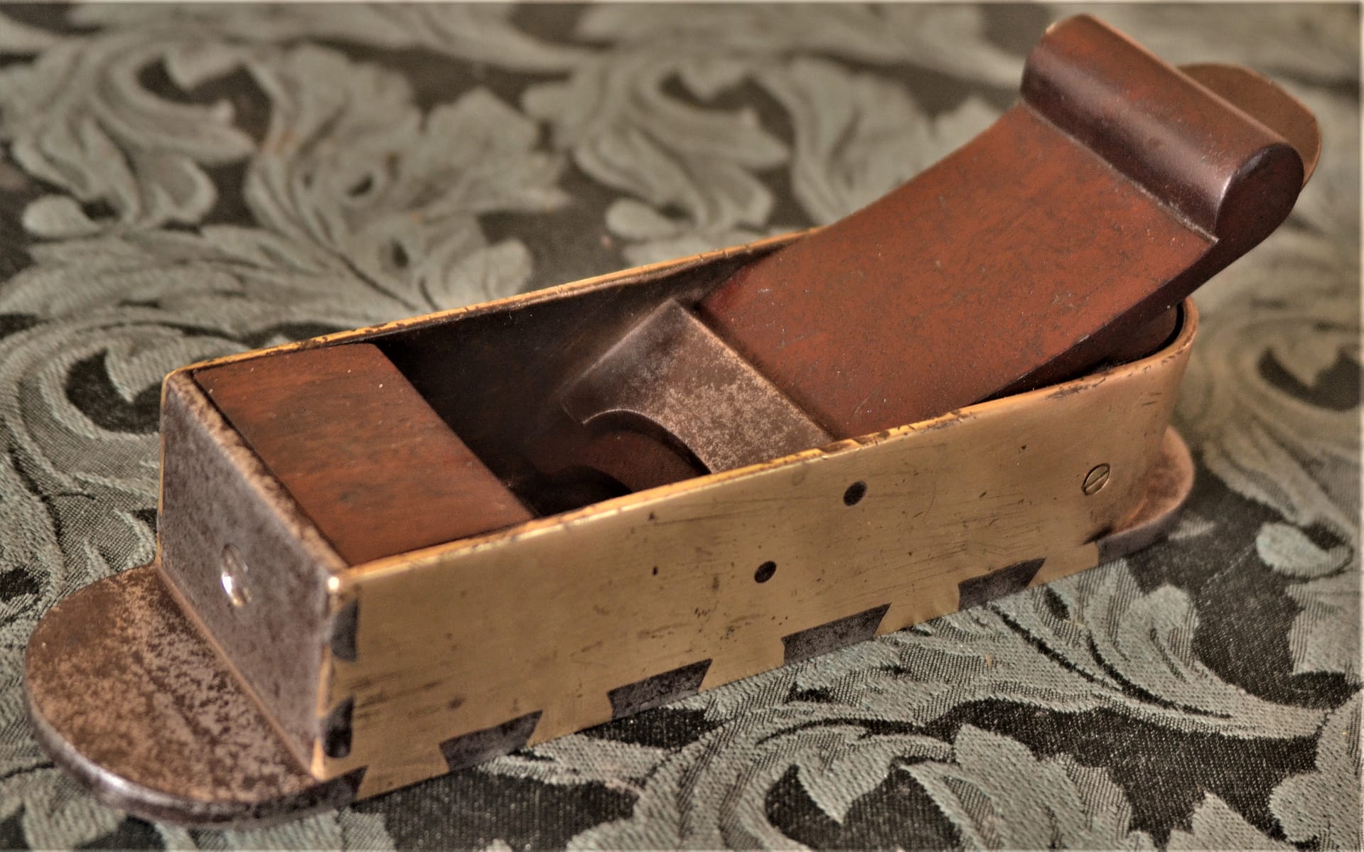 Gabriel.8.inch.gunmetal.mitre.Plane.unmarked