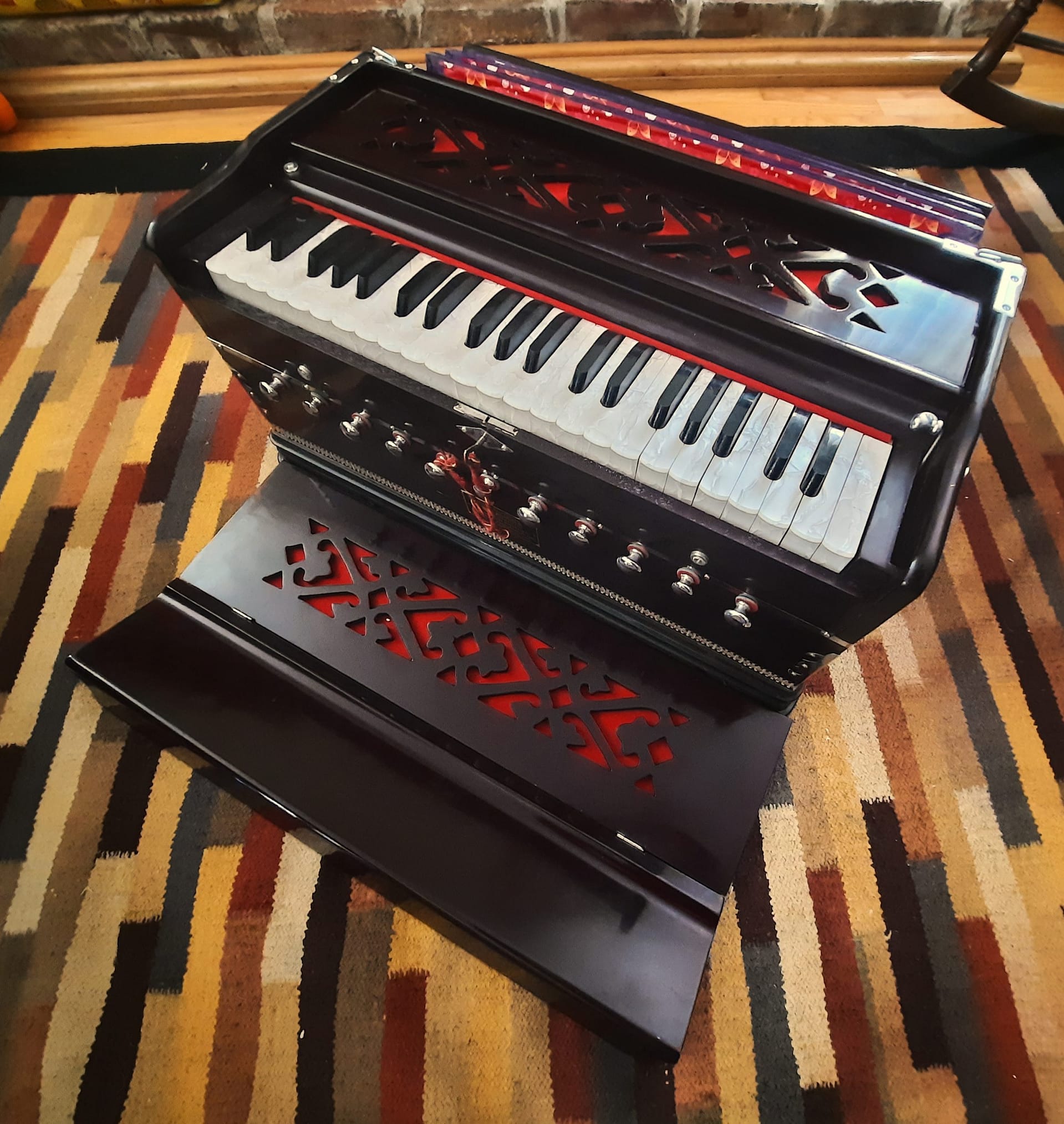 Miras.Harmonium - Copy