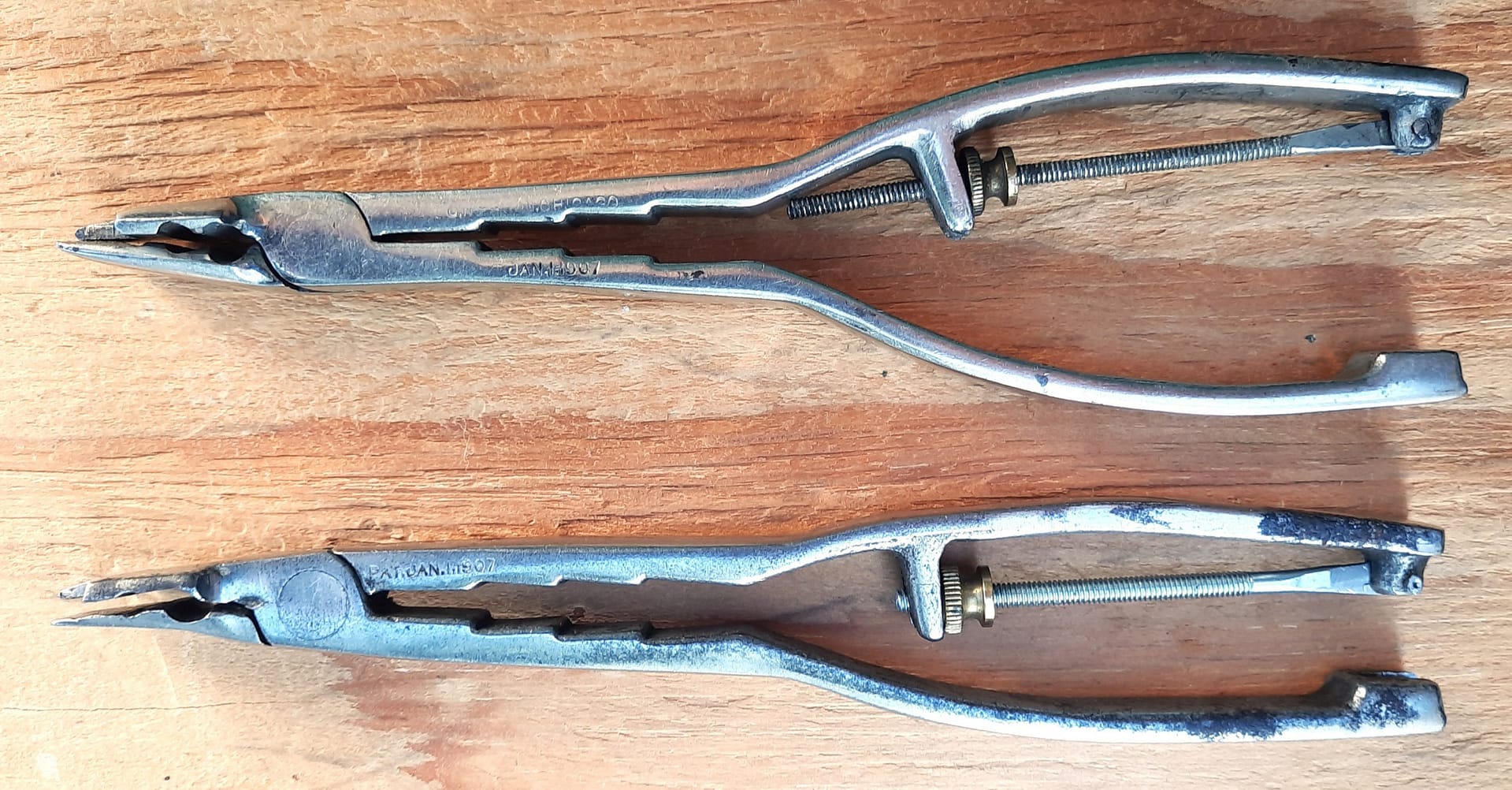 Brown.Multi-Pliers.3