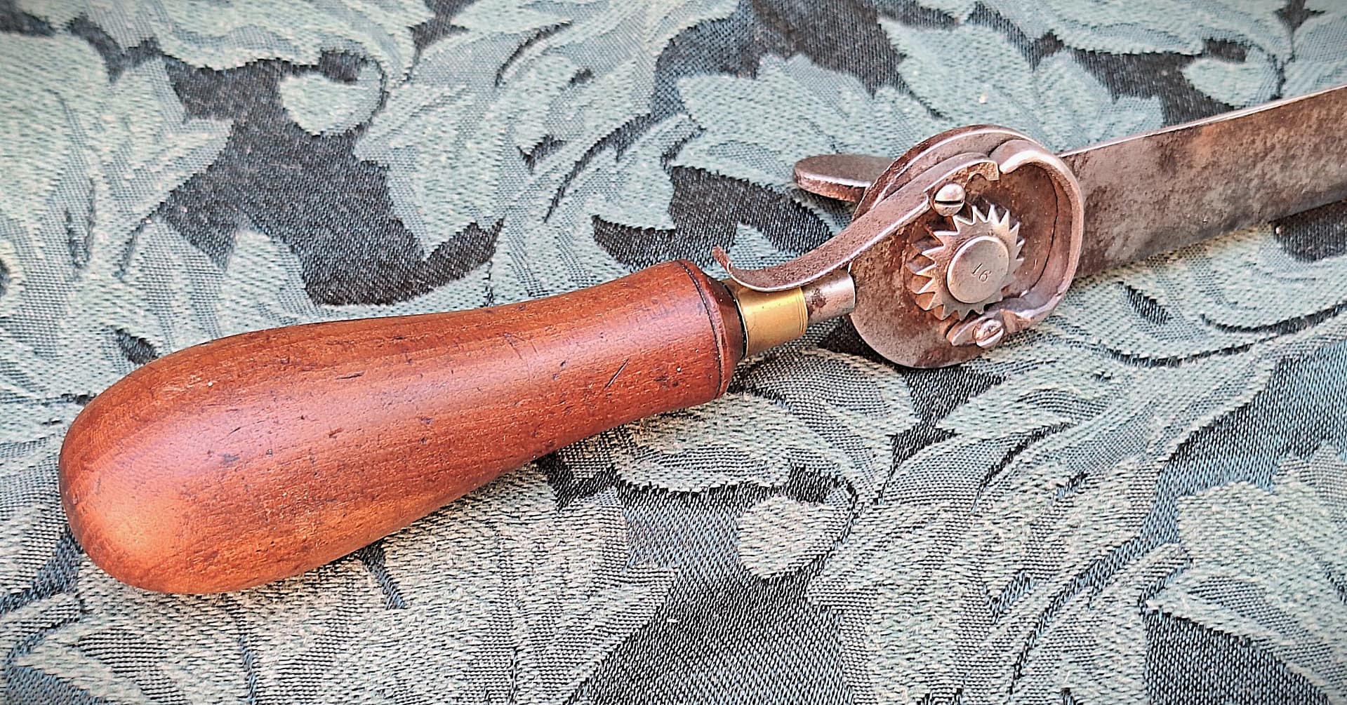 Adjustable.Bow.English