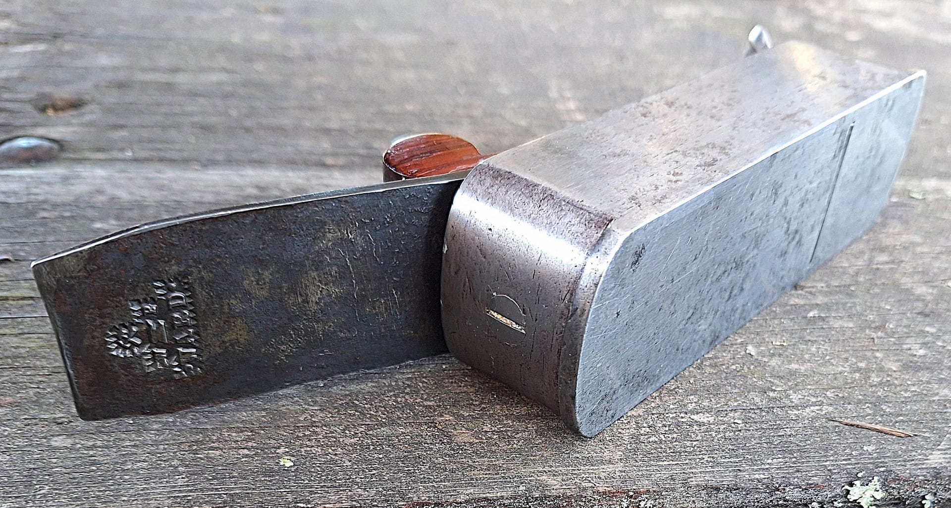 Buck.Mitre.Metal.Tote.3