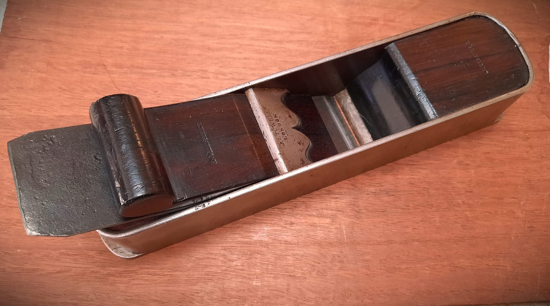 Towell.mitre.long.rt.side