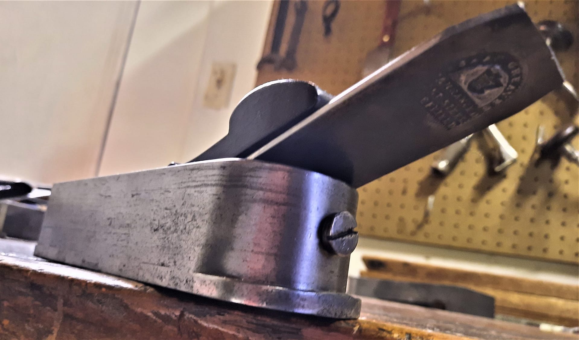 Moon.145.SML.Heel.Greaves.iron