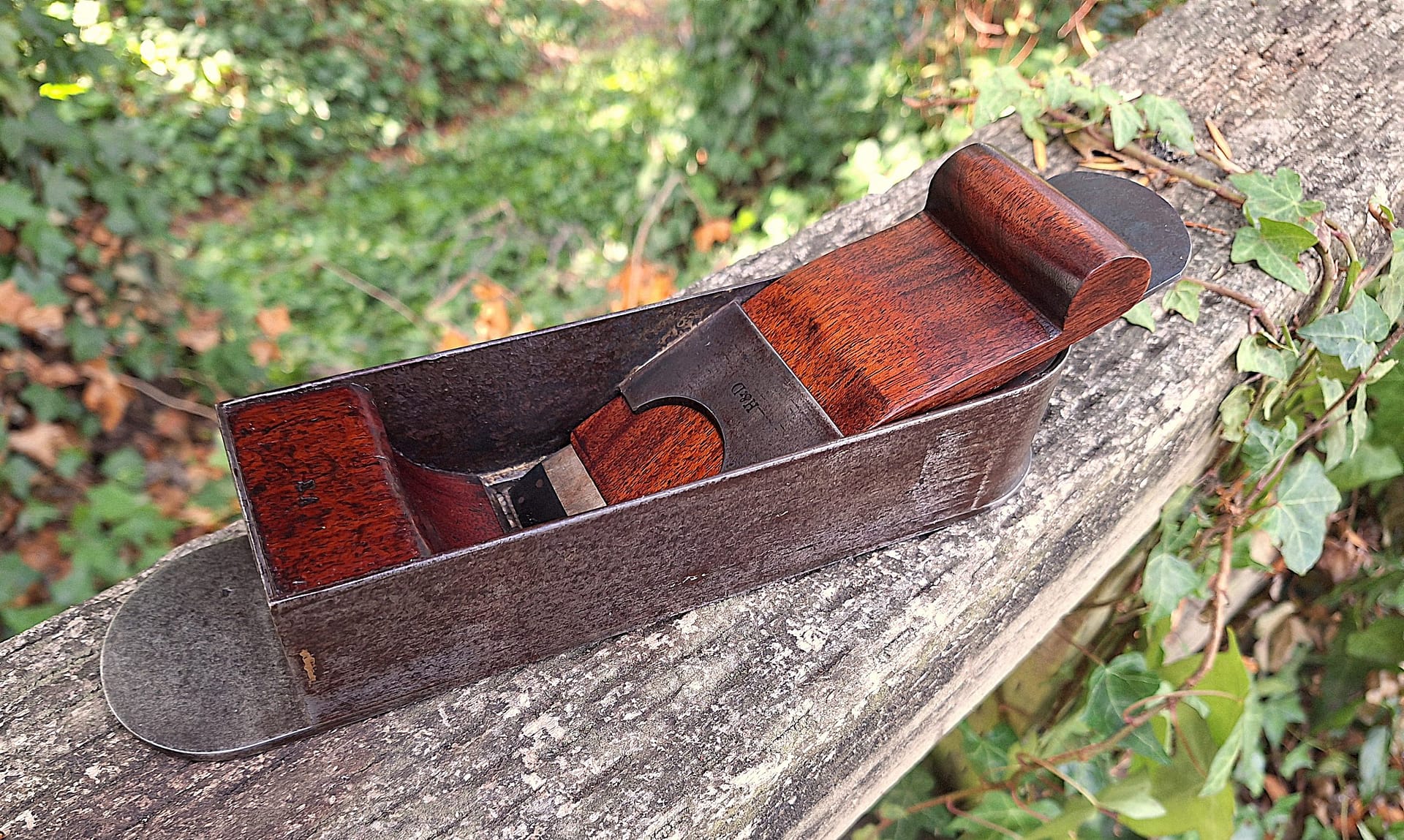 H.and.D.Mitre.Plane.3