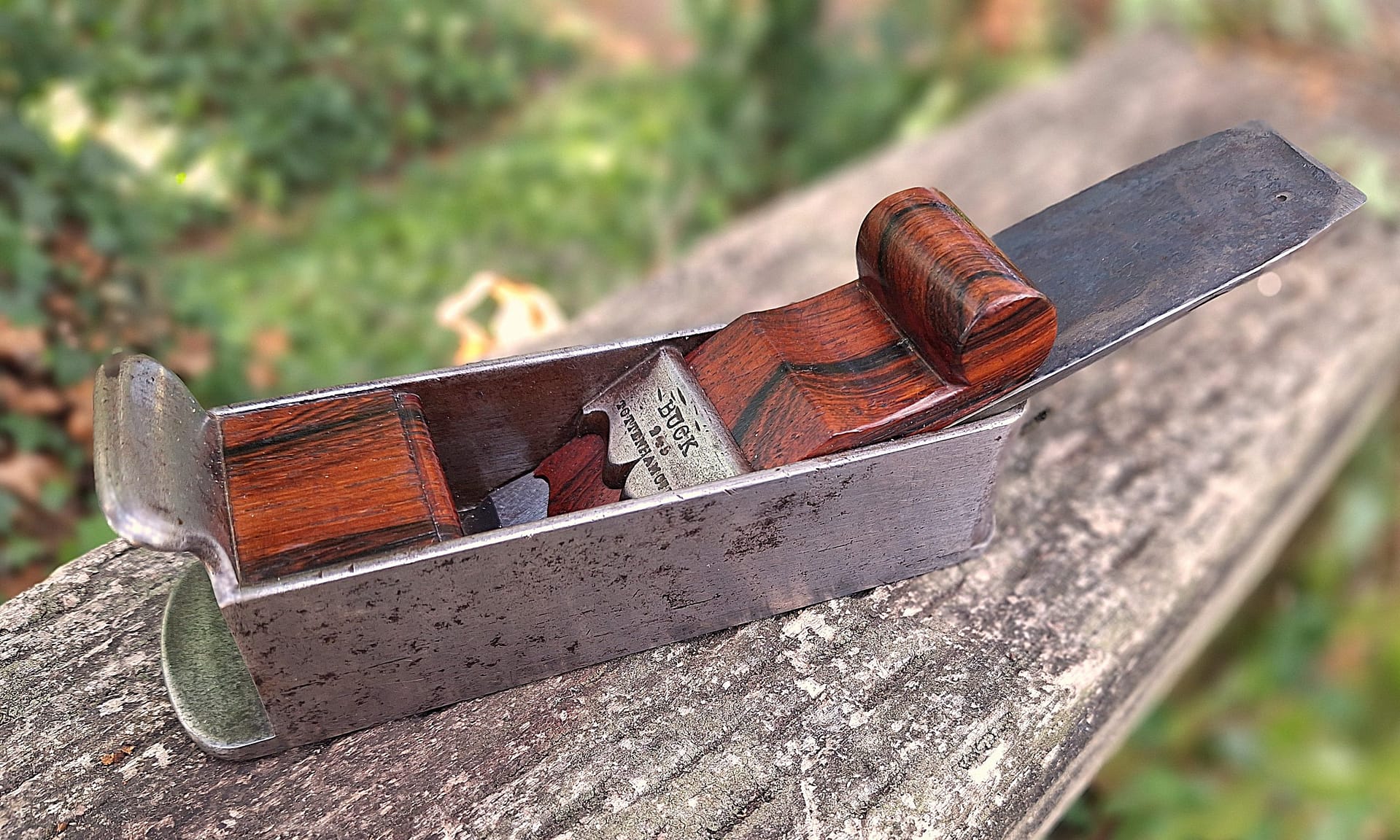 Buck.Mitre.Metal.Tote.1