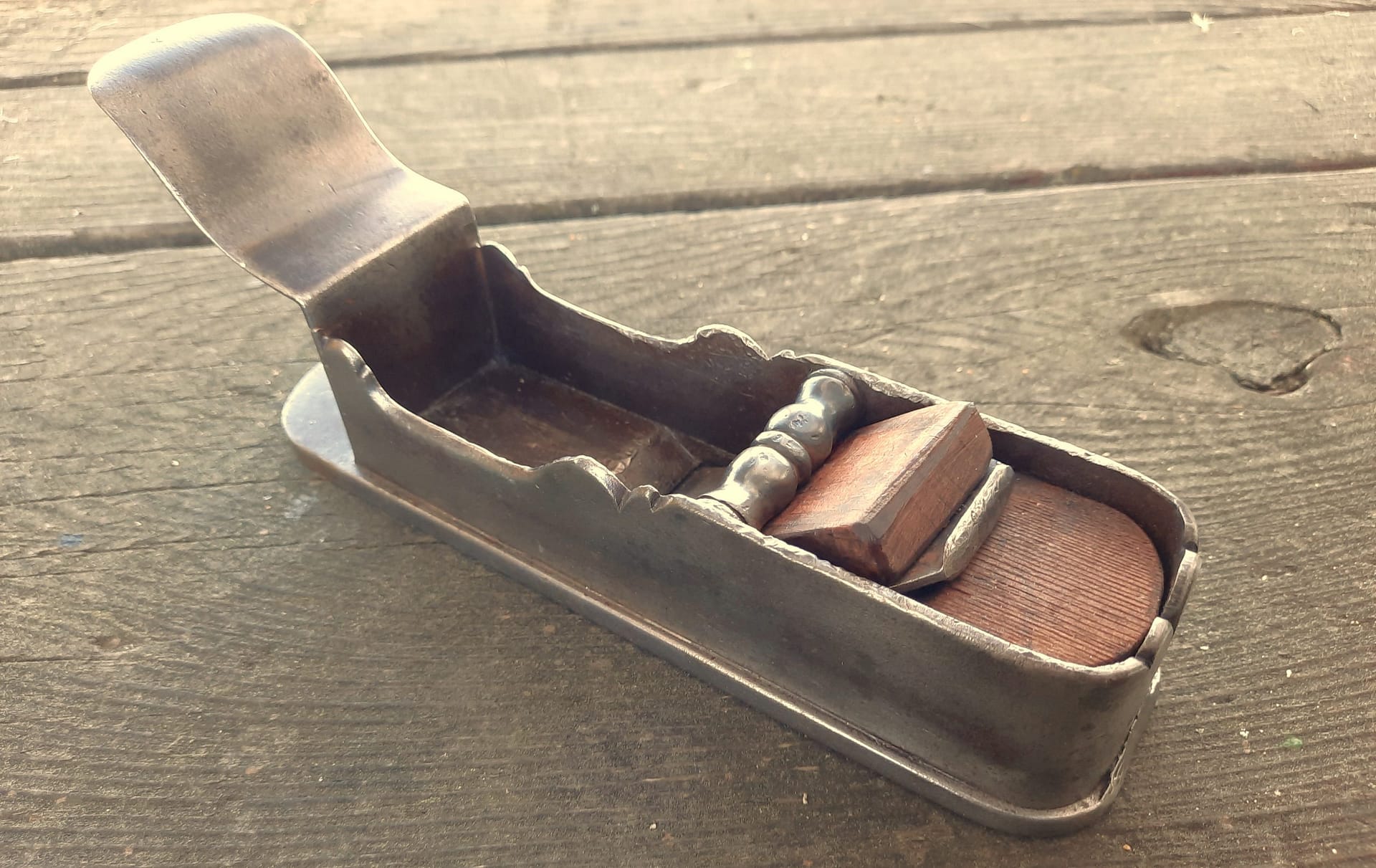 17th.18th.Century.Ion.Mitre.Plane.4