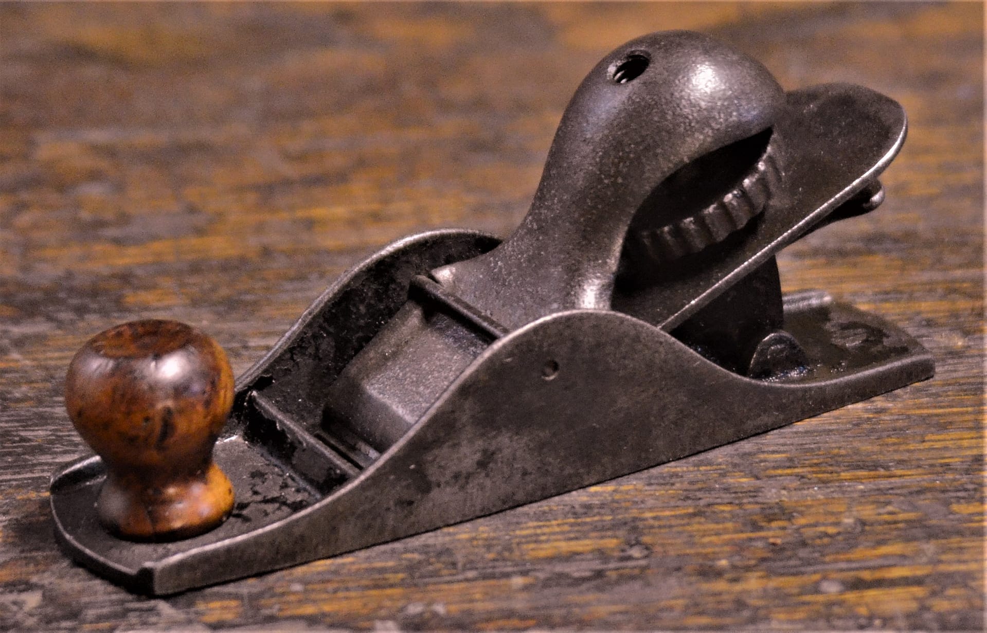 stanley.103.block.plane.type.1