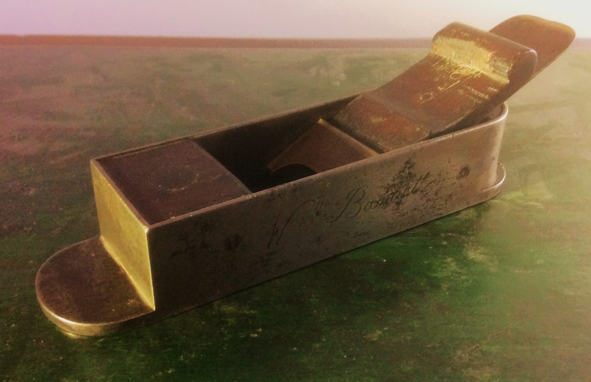 Gabriel.mitre.No.239.L.side