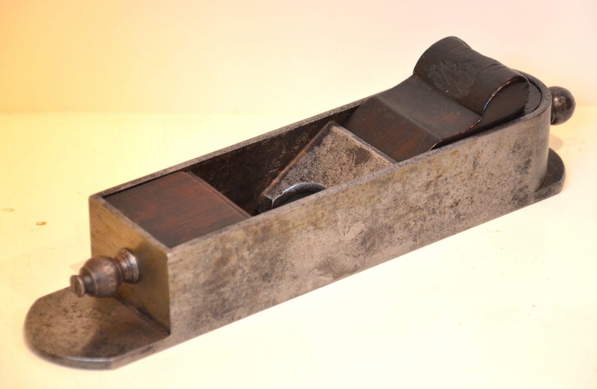 Pre-Gabriel.Mitre.F.