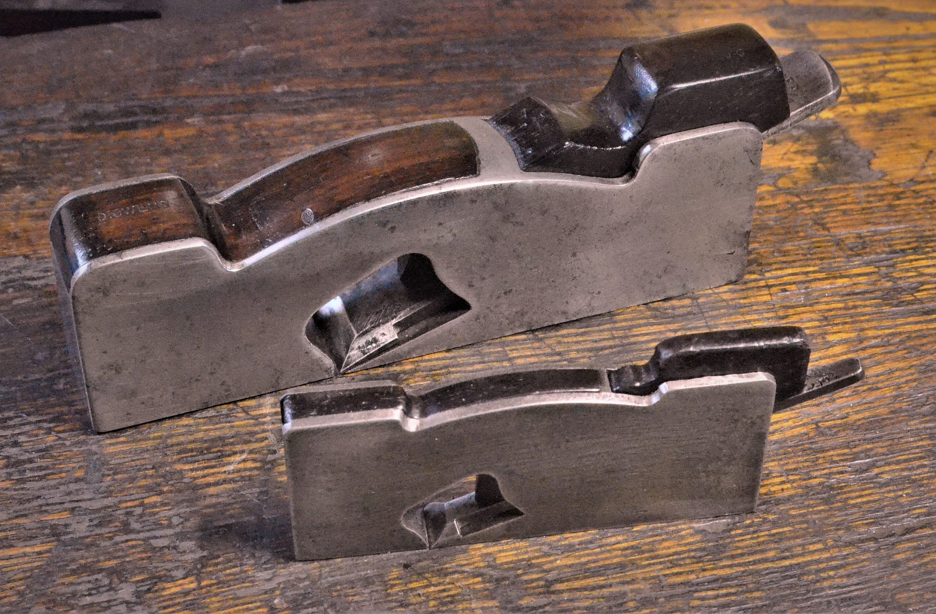 Popping.Shoulder.planes.Large..and.Small