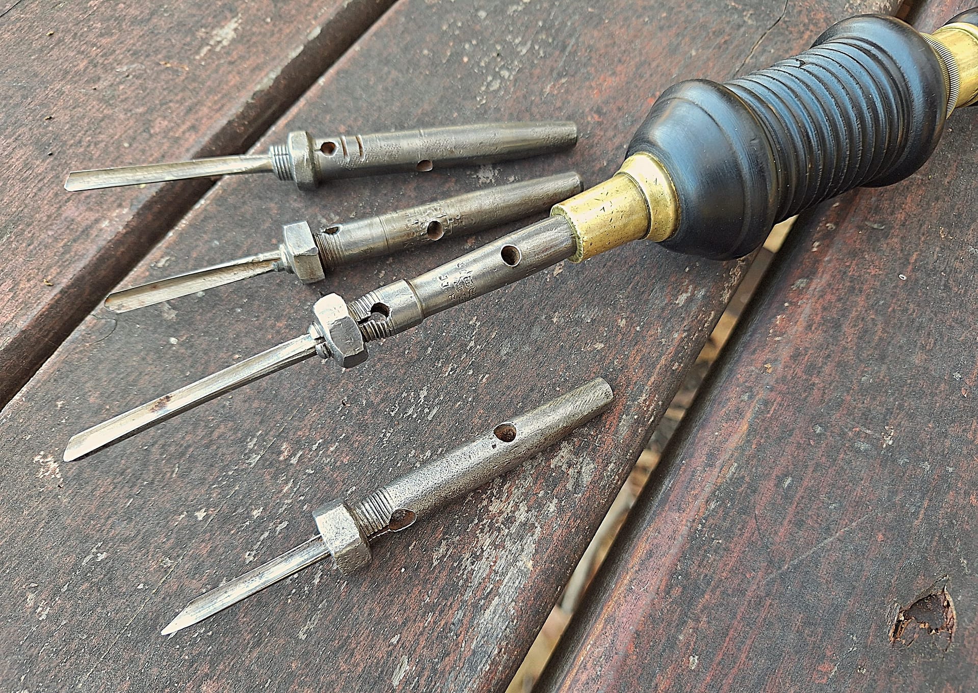 Buck.Bow.Drill.with.Pads.Bits