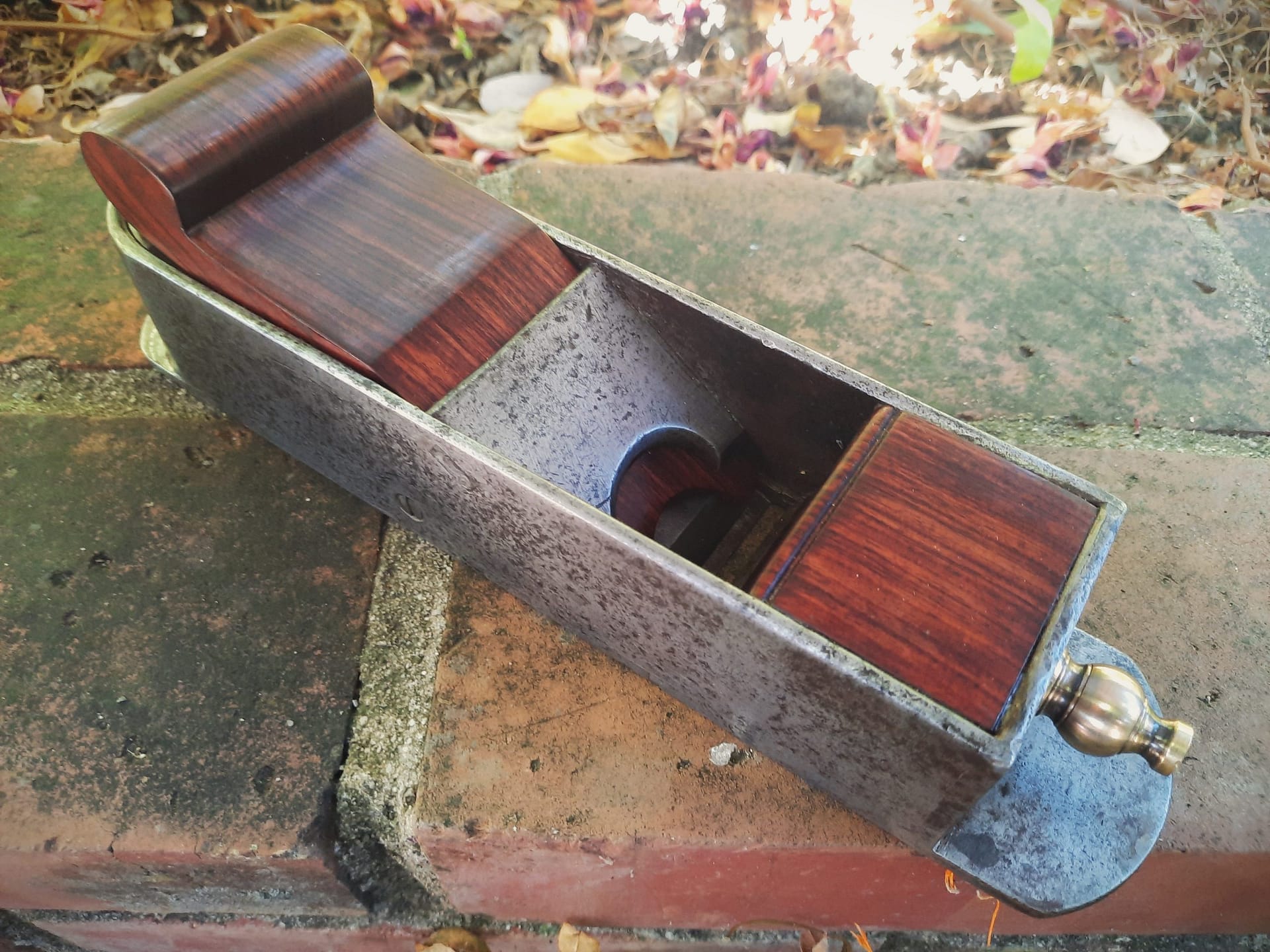 Pre-Gabriel.Mitre.Finial.Screws.7