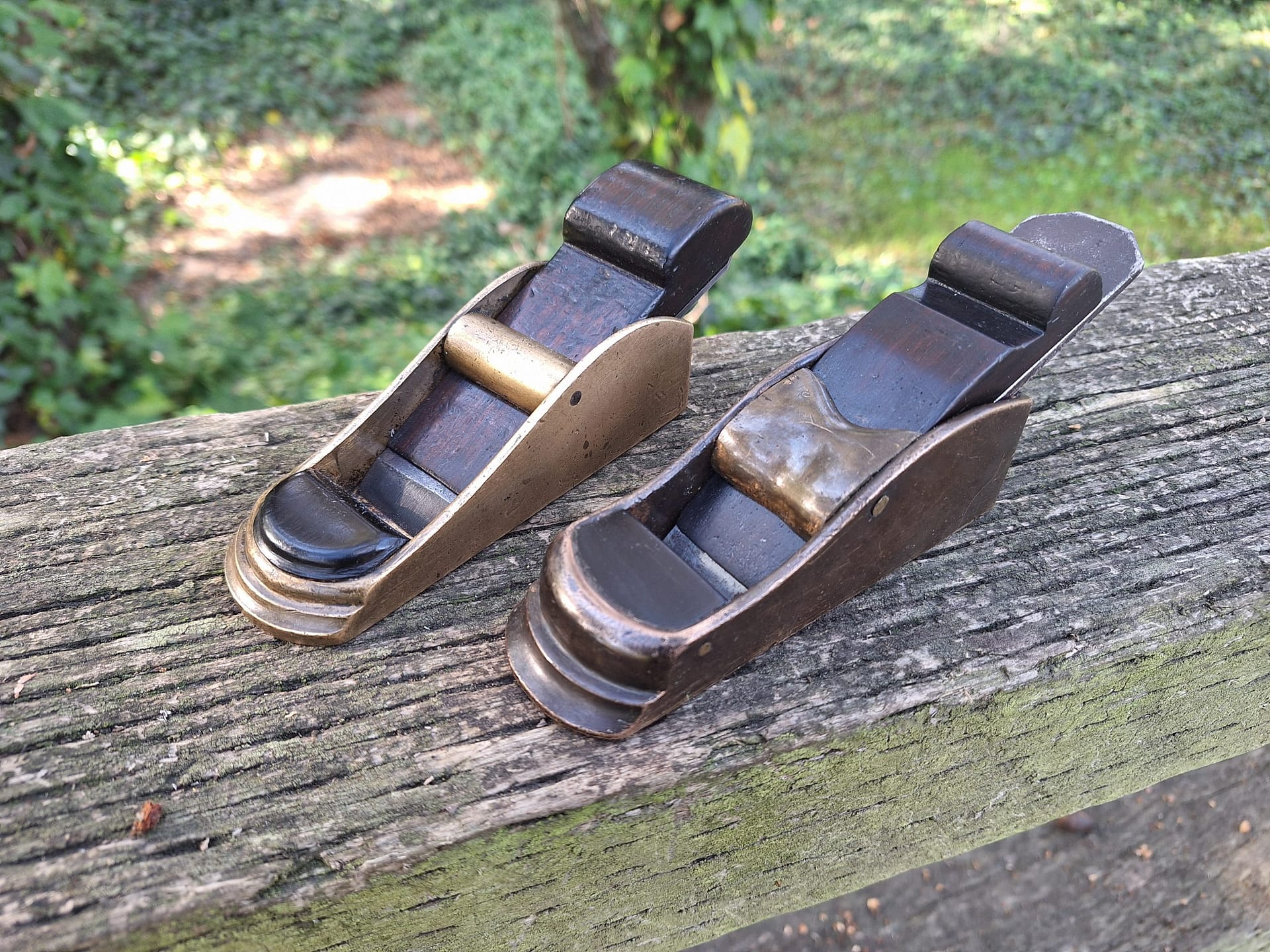 Two.Scottish.chariot.planes