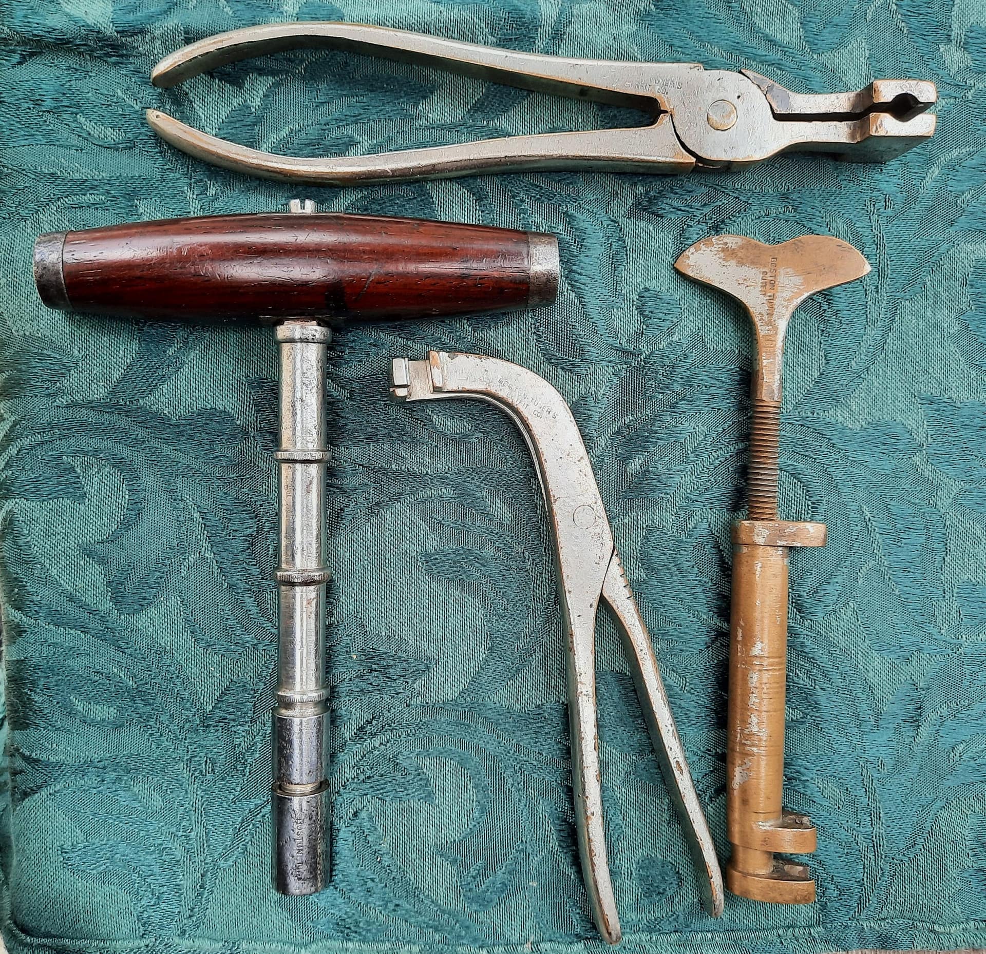 Boston.Tuners.Outfit.Tools