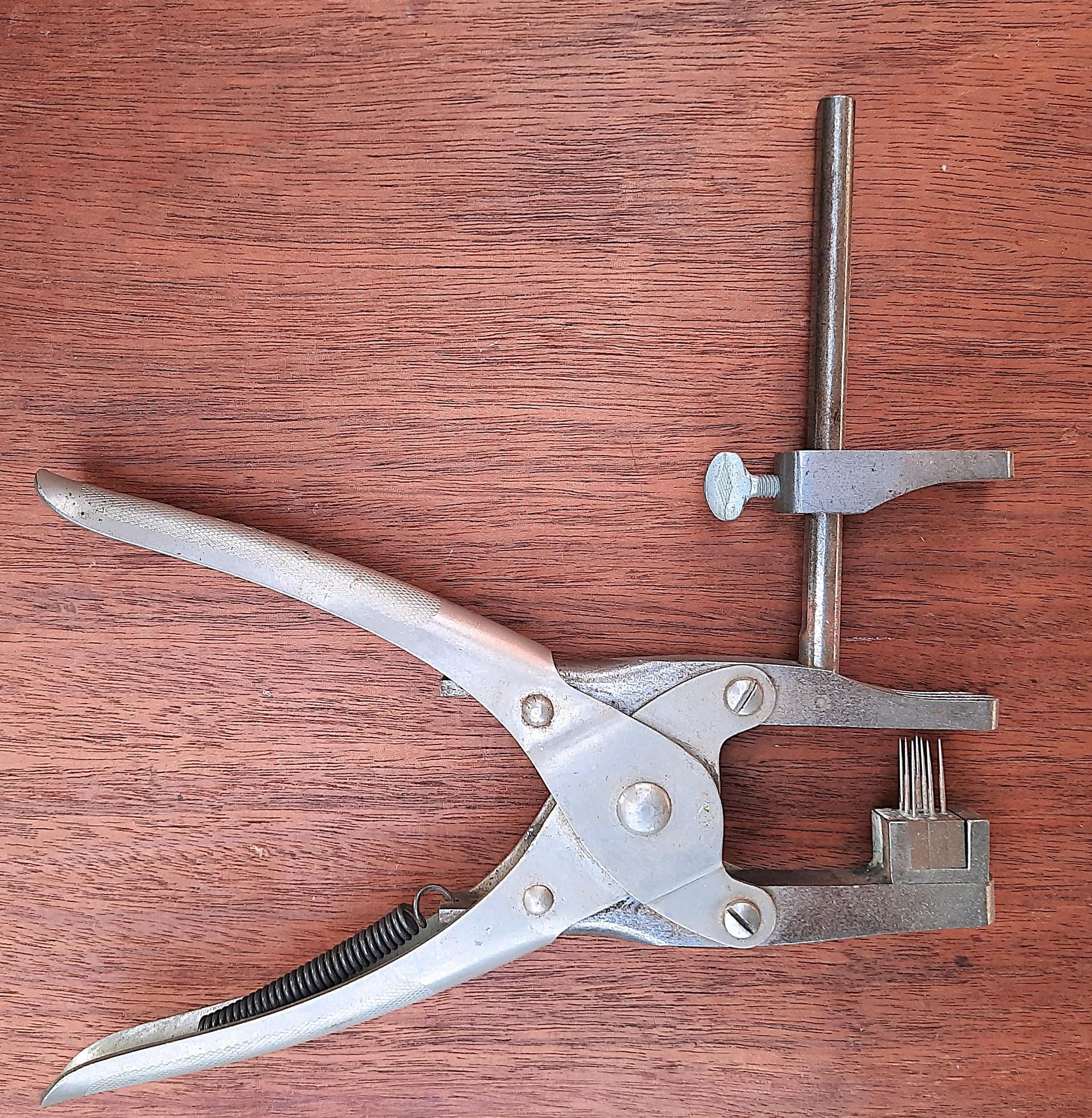 Hale.Voicing.Pliers.c.1950