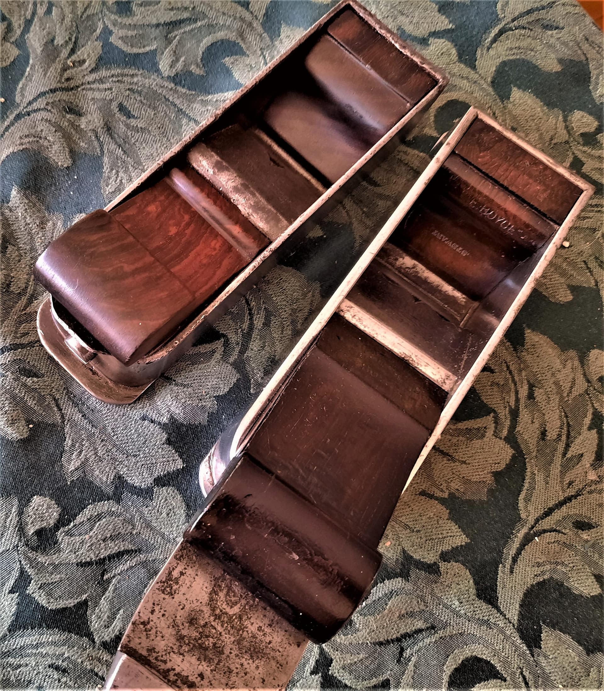 Moon.and.Cox.Mitre.Planes