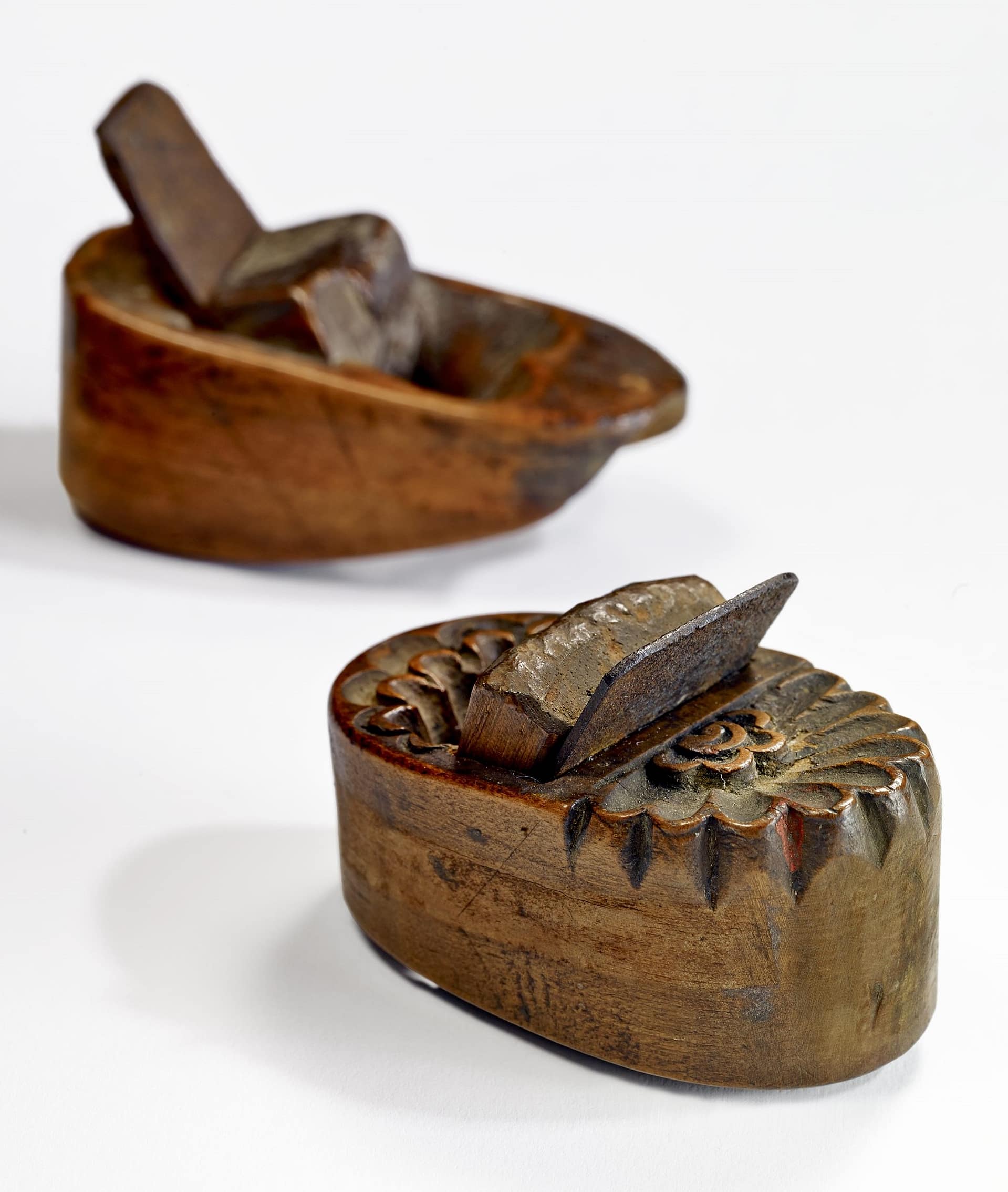 Luthier.Planes.Vuillaume.Druout.1880.B