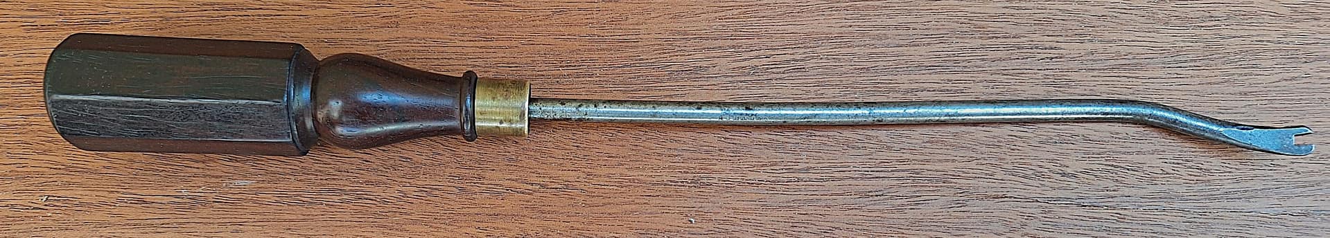 A.Hubalek.Wire.bending.regulating.tool