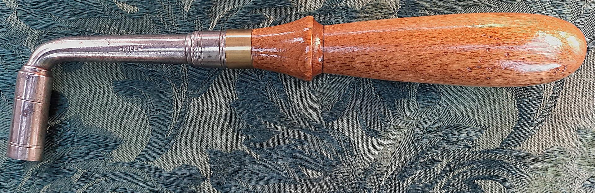 Dolge.Gooseneck.Hammer