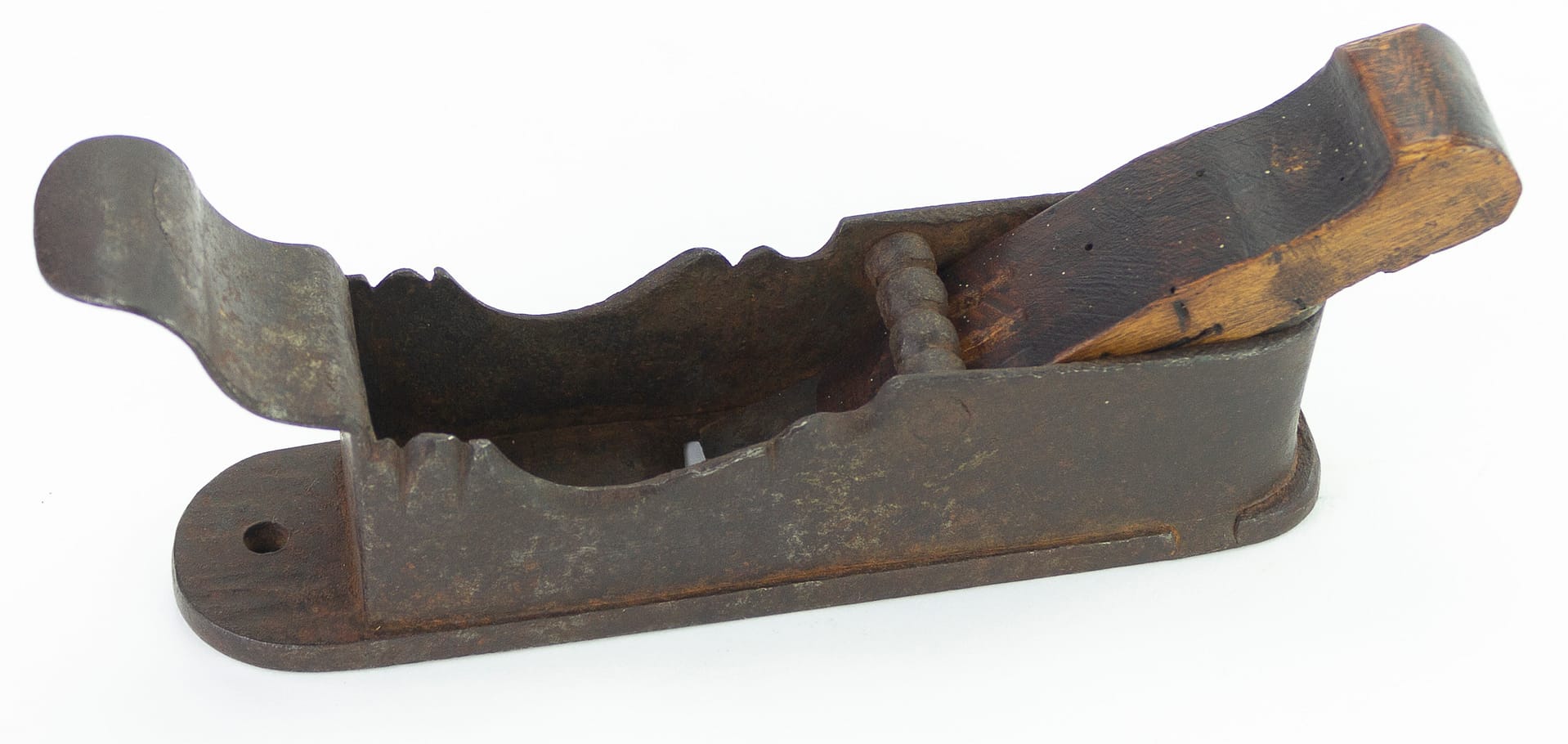 Early.Eur.Mitre.7x1.25inches.Brown.Oct.22