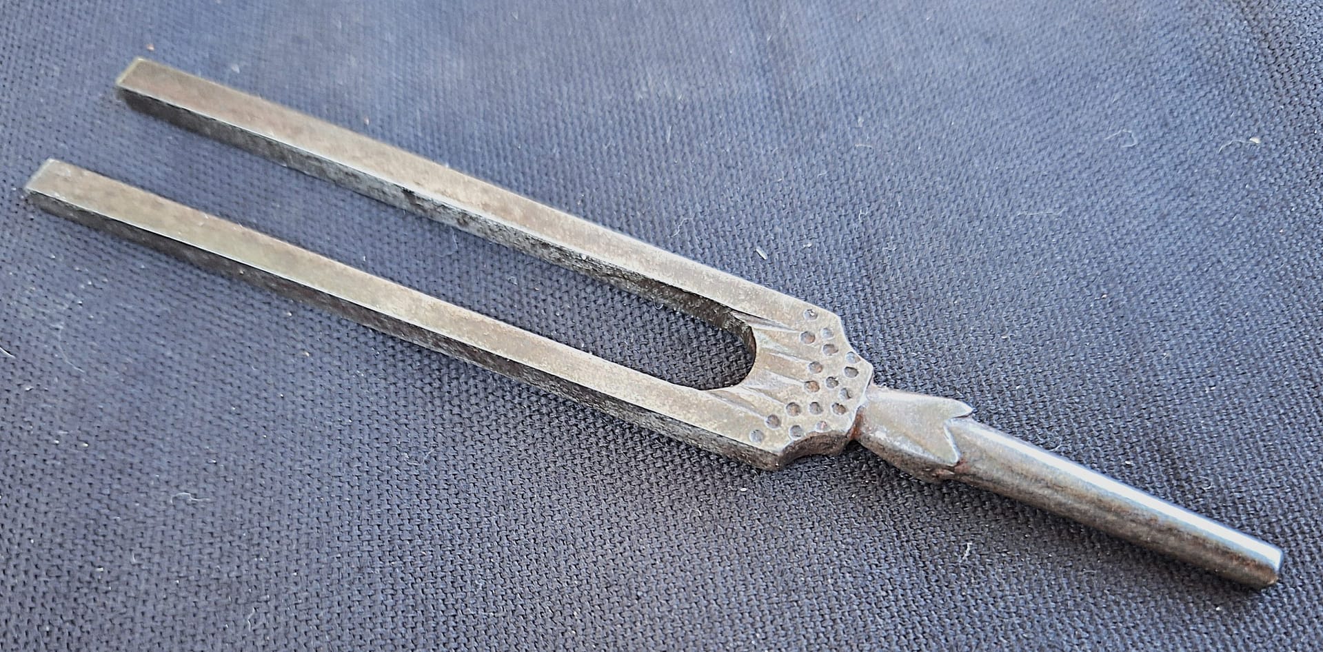 A422.fork.ornate