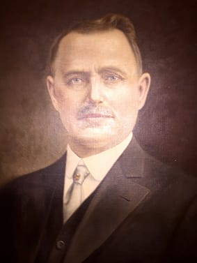 Charles.F.Mueller