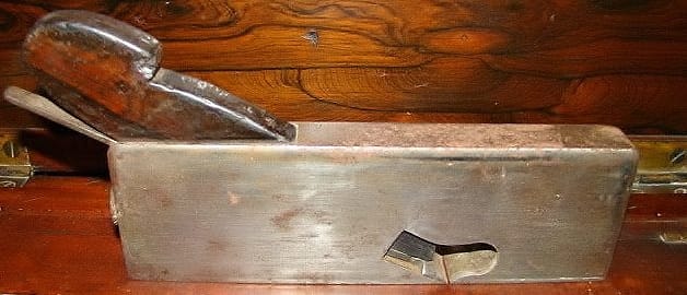 Erlandsen rabbet. Photo from ebay.