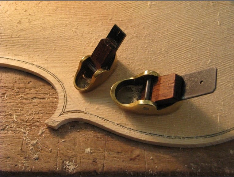 Gewa.Finger Planes.Photo from Roger.hargrave.Maestronet.Dec.2014