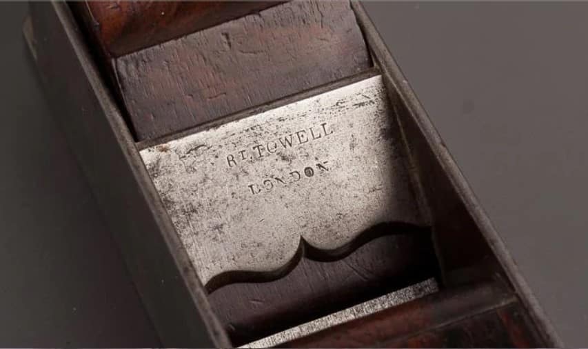 Towell.Shallow.Cupids.Bow.J.Bode